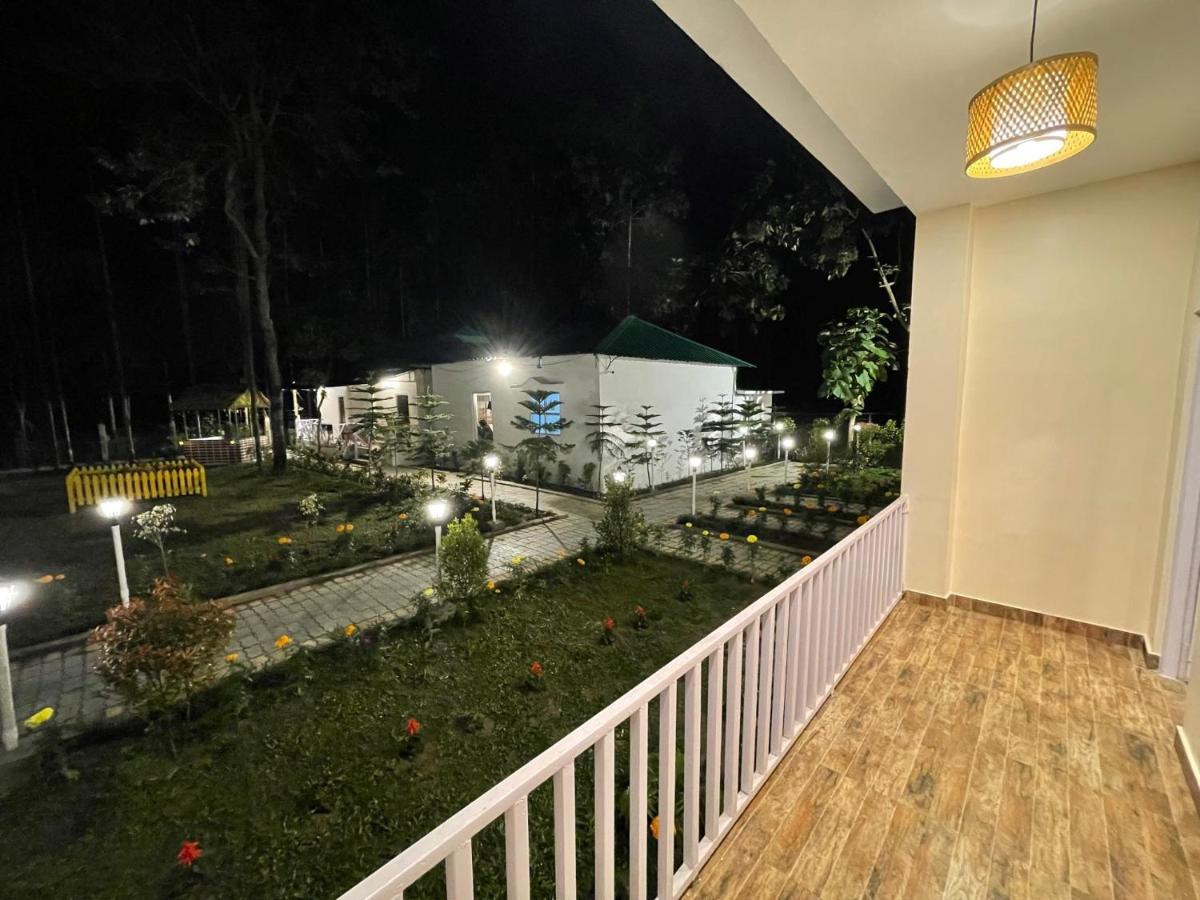 Jaldapara Forest Tourist Lodge Jftl Madari Hat Exteriér fotografie